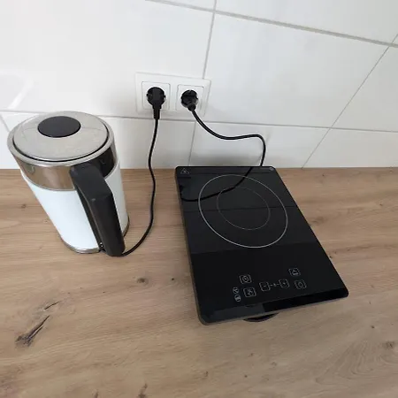 Near Train Station Apartment *