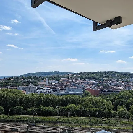 Near Train Station Apartment *