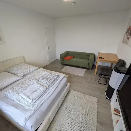 Apartman Near Train Station *